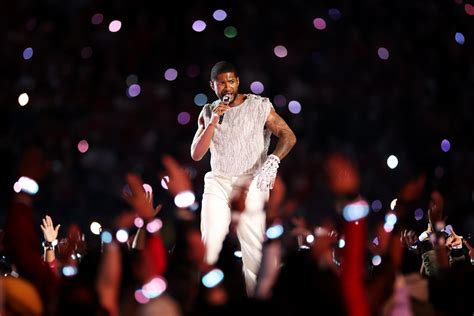 Usher's Super Bowl Halftime Performance Inspires a Flurry of Memes - Parade