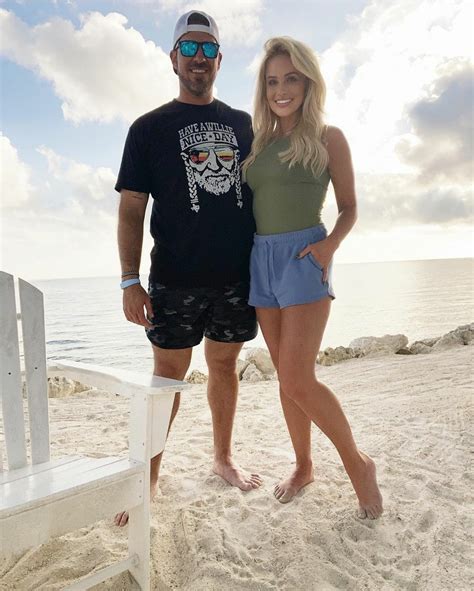 Tomi Lahren Barefoot