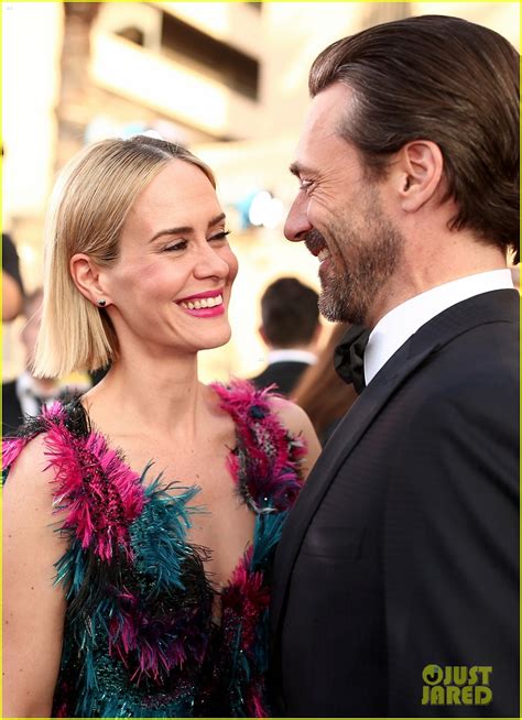 Sarah Paulson & Pedro Pascal Have Fun on the SAG Awards 2016 Red Carpet ...