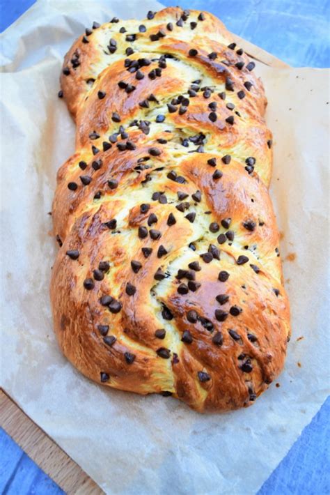 Brioche tressée aux pépites de chocolat recette boulangère