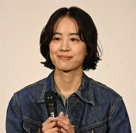 Nhk「ドラマ10『燕は戻ってこない』試写会・出演者会見」に出席した石橋静河（撮影・小渕 日向子） ― スポニチ Sponichi Annex 芸能