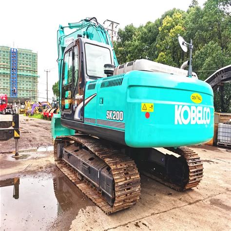 Good Condition Kobelco Sk200 8 Excavator Sk200 Crawler Excavator Sk200