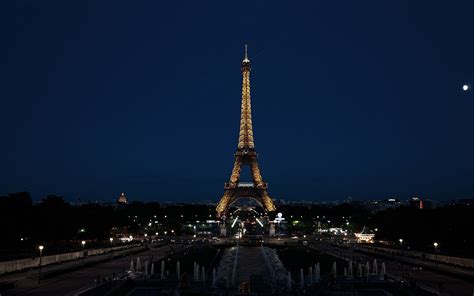 Eiffel Tower Wallpaper Desktop