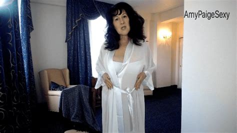 Ghost Makes You Gay MP Curvy Mature MILF Amypaige Clips Sale