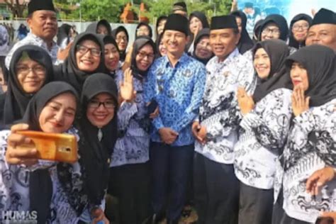 Perhatikan Honorer Usia Beruntung Akan Diangkat Pns Tanpa Tes