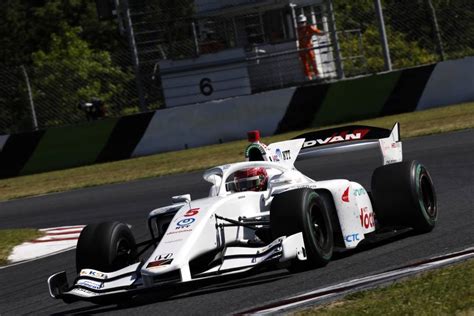 Makino Takes His First Win In Super Formula A Honda Racing