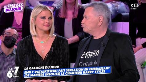 Tpmp Kelly Vedovelli Fait Monter La Temp Rature Avec Un D Collet Hot