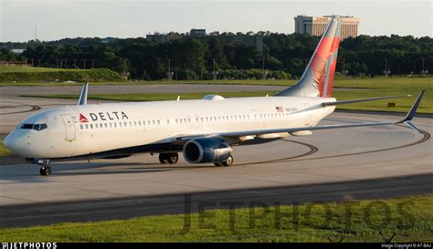 N Dn Boeing Er Delta Air Lines Saudia Jetphotos