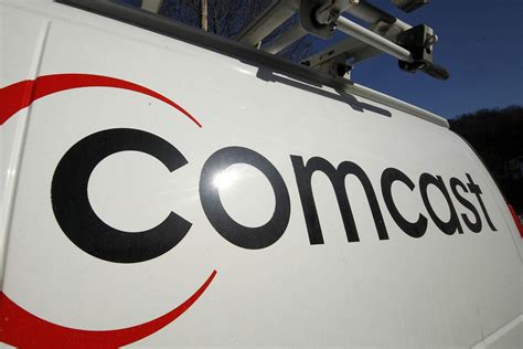 report comcast  ea nearing deal  stream games   cable box