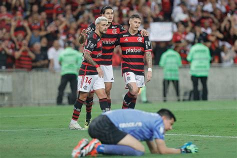 Libertadores 2024 Flamengo Goleia o Bolívar e Respira na Competição