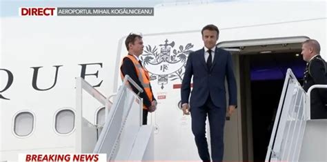 Emmanuel Macron a ajuns în România Primele imagini cu președintele