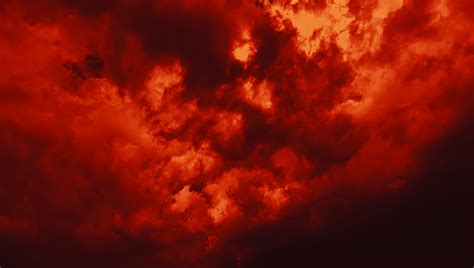 Sky Turns Blood Red Over Chinese City Of Zhoushan Iflscience