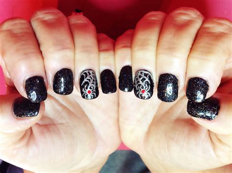 Spider nails, spider nail art, Halloween nail art, Halloween nails ...