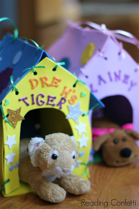 Make Your Own Stuffed Animal House and Carrier ~ Reading Confetti