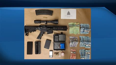 Surrey Rcmp And B C Gang Unit Seize ‘ar15 Style Firearm And Drugs