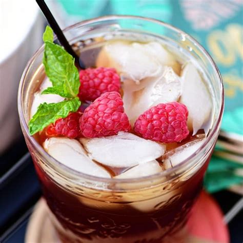 Raspberry Hard Iced Tea Cocktail Tidymom®