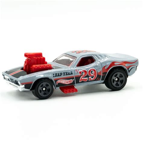 Машинка Hot Wheels Rodger Dodger Gray Новинка Кейс D 2024 купить с доставкой по выгодным