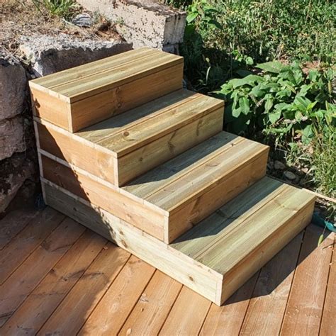 Marche D Escalier Bois 2 Planches Largeur 60cm H17cm Leroy Merlin