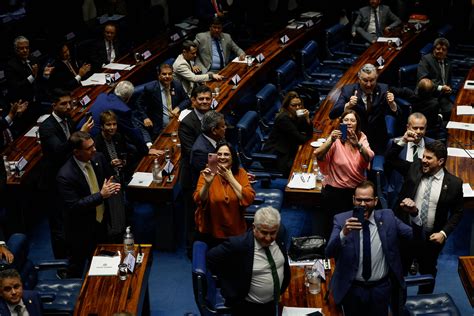 Senado aprova PEC que interfere no STF ação de Pacheco 22 11 2023