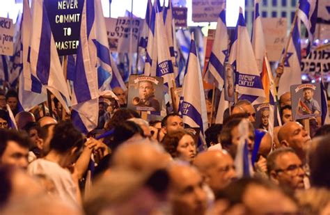 Israeli Opinion Sharply Split On Protest Reform Legislation Poll