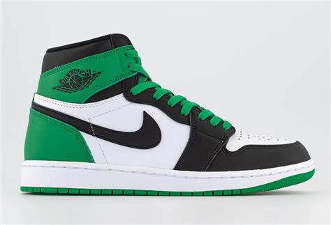 에어 조던 1 하이 OG 럭키 그린 Air Jordan 1 High OG Lucky Green 2023년 4월