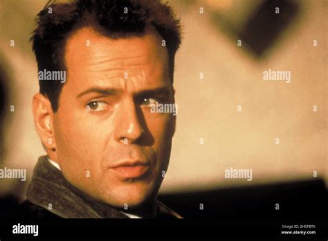 Die Hard Year 1988 Usa Director John Mctiernan Bruce Willis Stock