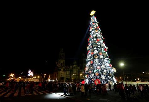 Hispanic Christmas Traditions: Celebrating Las Posadas With Villancicos ...