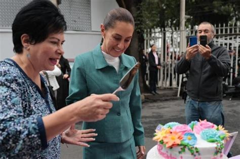 Amlo Felicita A Claudia Sheinbaum Por Su Cumpleaños