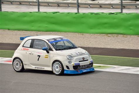 Maurizio Campani Abarth Trophy Fiat 2015 500 Em Monza Foto Editorial