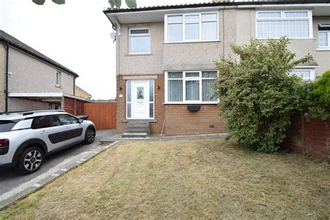 3 Bed Semi Detached House In Bradford For Rent For Rent In Bradford