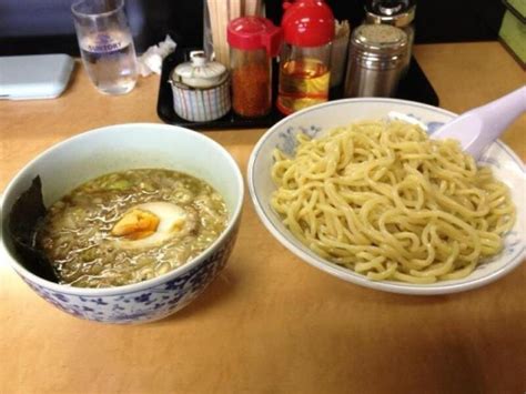 らーめん萬亀秋田県秋田市山王のつけめん並 秋田・筋肉酒店のラーメン食ったら上げマッスル！