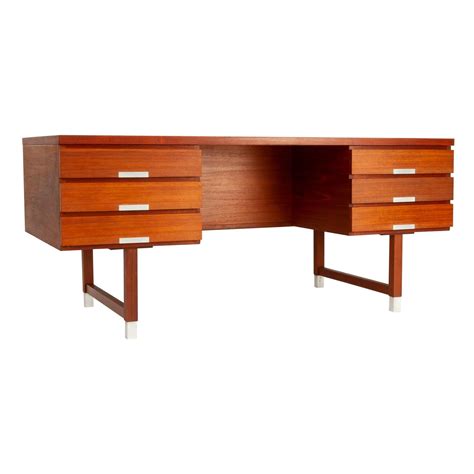 Home And Living Furniture Mid Century Danish Modern Teak Free Standing