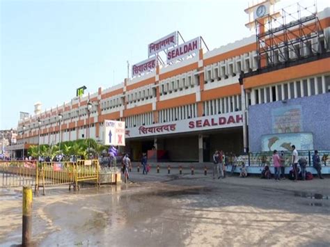 Sealdah Railway Station Wears Deserted Look In View Of Janata Curfew