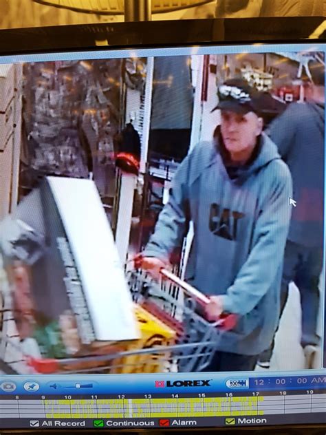 Suspects Wanted In Mid Day Theft From Open Canadian Tire Store Haligonia Ca