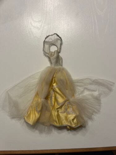 Vintage Barbie 0872 Little Theater Cinderella Ball Gown Yellow Satin Dress Ebay