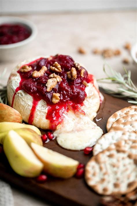 Cranberry Baked Brie Ahead Of Thyme