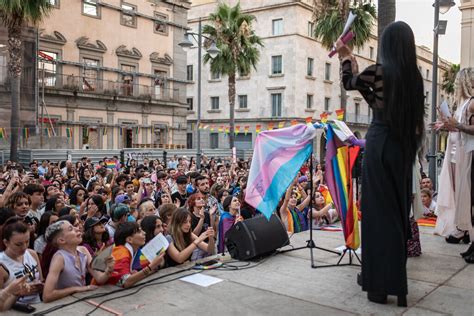 Imágenes de la manifestación por el Día del Orgullo LGTBIQ