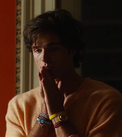 Yellow Gold Casual Watch Of Jacob Elordi As Felix Catton In Saltburn 2023