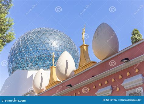 Architecture Of The Roof Of The Salvador Dali Theatre And Museum In ...