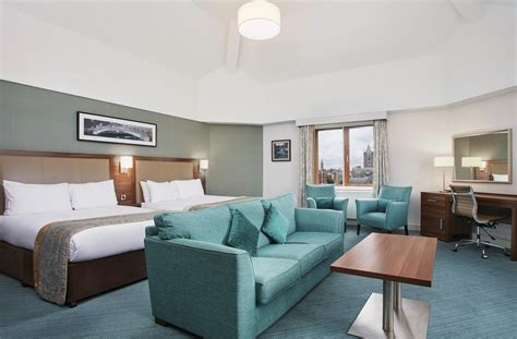 Jurys Inn Dublin Christchurch $37 ($̶1̶2̶8̶). Dublin Hotel Deals & Reviews - KAYAK