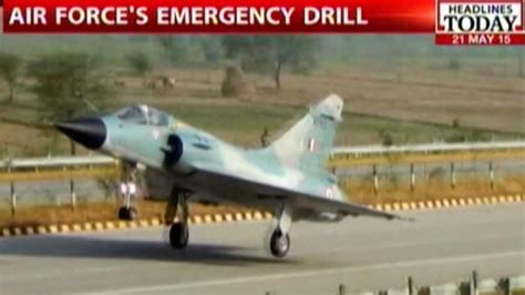 IAF Fighter Plane Lands On Yamuna Expressway YouTube