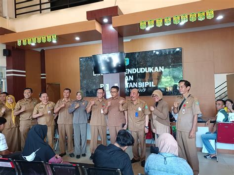 Usai Libur Lebaran Pemkab Sintang Lakukan Sidak Ke OPD SUARAKALBAR CO ID