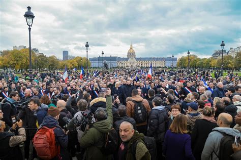 Des milliers de personnes ont marché contre lantisémitisme dans la