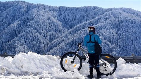 Himachal's Kufri bans snow adventure activities, tourism business ...