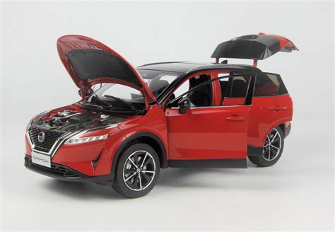 Paudi Nissan Qashqai 2023 - White & Red! • DiecastSociety.com