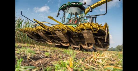 John Deere Updates Self Propelled Foragers For Precise