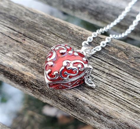 Red Heart Pendant Necklace