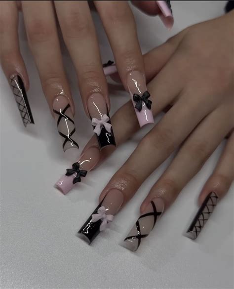 Pin By Britney Simone On Nailed It Gel Nails Corset Nails Simple