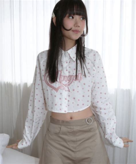 MUSINSA公式 NOFFICIALNOFFICE Angel embroidery cropped shirt floral white