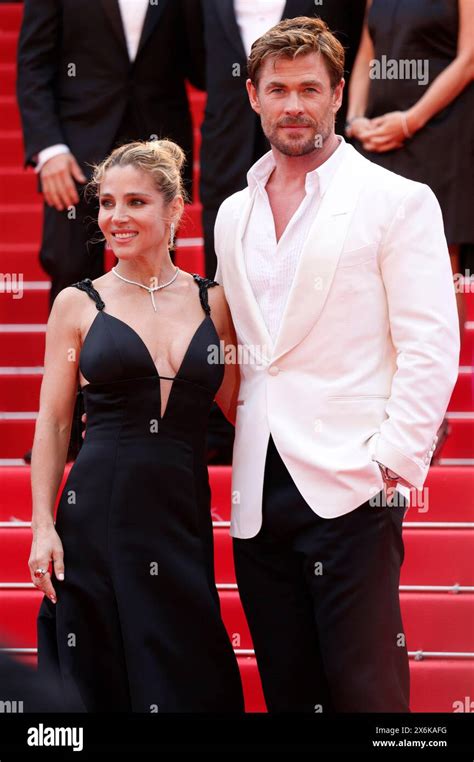 Elsa Pataky Mit Ehemann Chris Hemsworth Bei Der Premiere Des Kinofilms